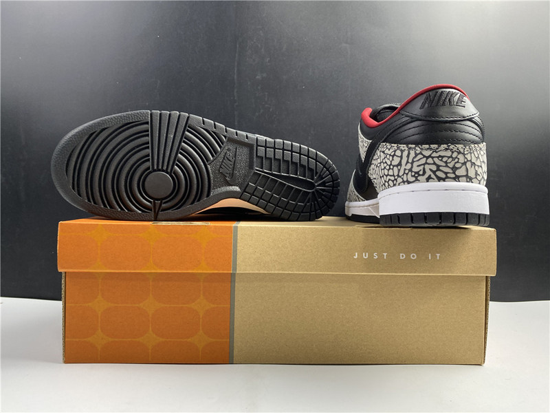 nike sb dunk low “black cement 304292-131