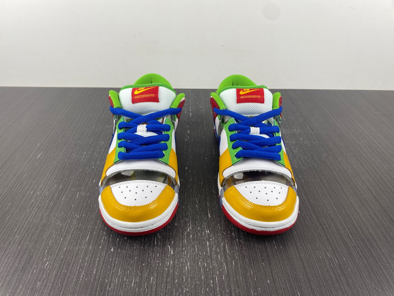 ebay x nike sb dunk low 2022 fd8777-100