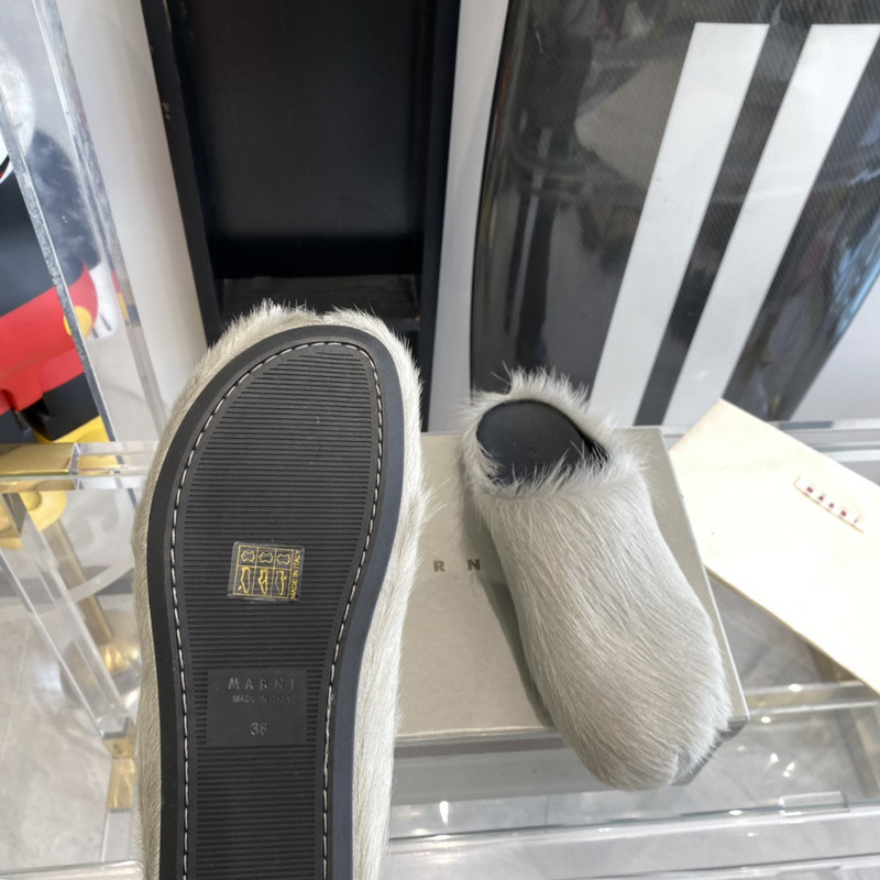 Ma*n1 grey fussbett sabot loafers