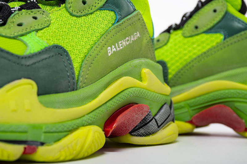 Ba*len*cia*ga triple s 541640w090e7581