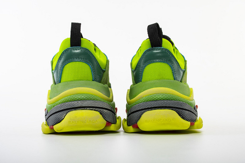 Ba*len*cia*ga triple s 541640w090e7581