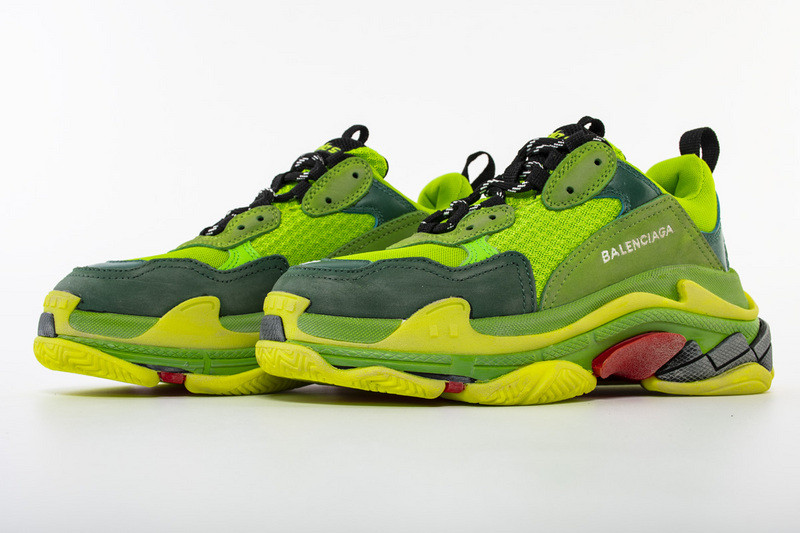 Ba*len*cia*ga triple s 541640w090e7581