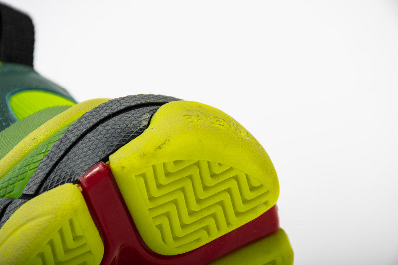 Ba*len*cia*ga triple s 541640w090e7581