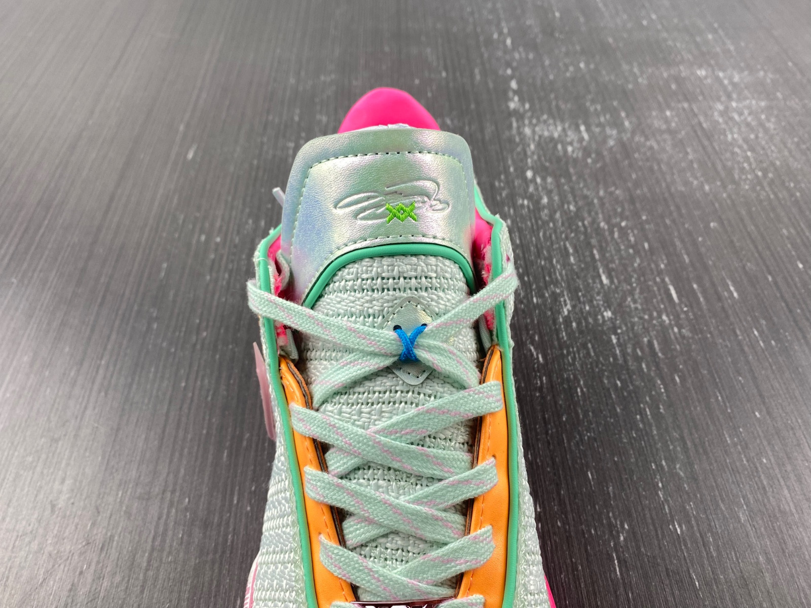 nike lebron 20 lbj20 dj5422-300