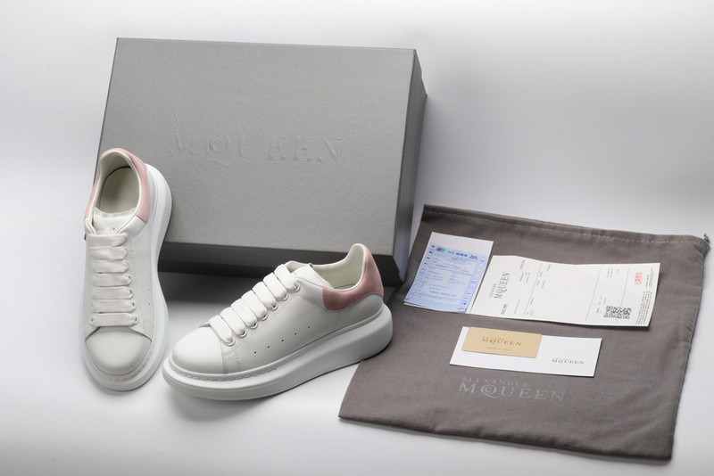 a1exa*der Mcqv*en 030