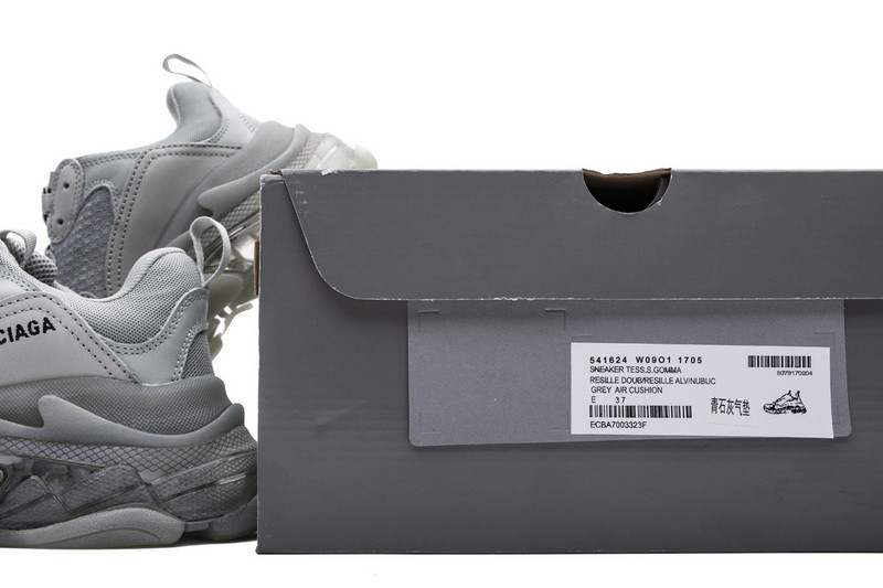 Ba*len*cia*ga triple s clear sole 541624- w09o1-1705