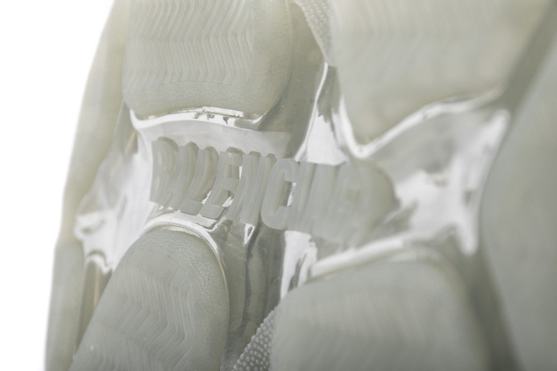Ba*len*cia*ga triple s clear sole 541624- w09o1-1705