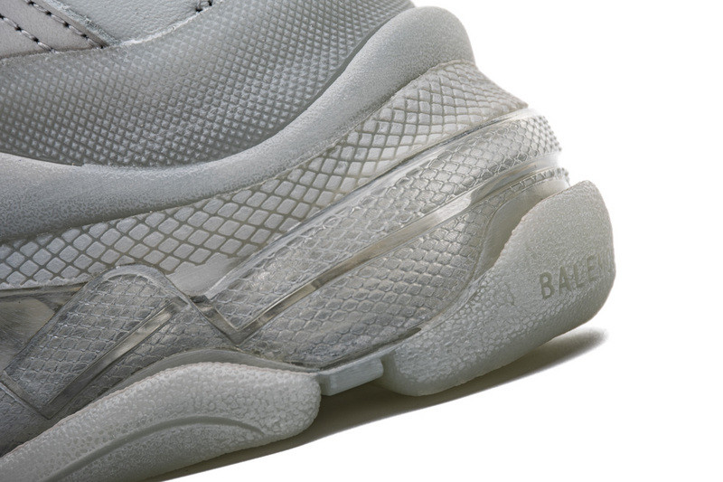 Ba*len*cia*ga triple s clear sole 541624- w09o1-1705