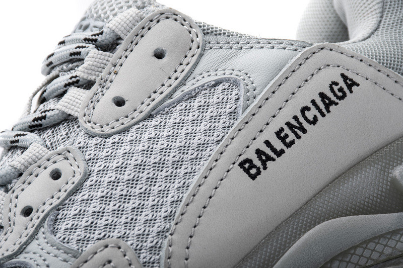 Ba*len*cia*ga triple s clear sole 541624- w09o1-1705