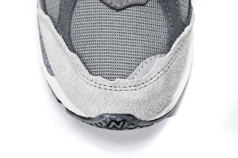 new Ba1an*e 2002r protection pack rain cloud m2002rda