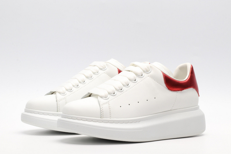 a1exa*der Mcqv*en white red