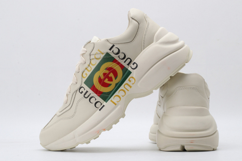 G*u*i ace embroidered low-top sneaker white with print