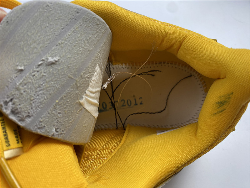 owt x nike air rubber dunk “university gold cu6015-700