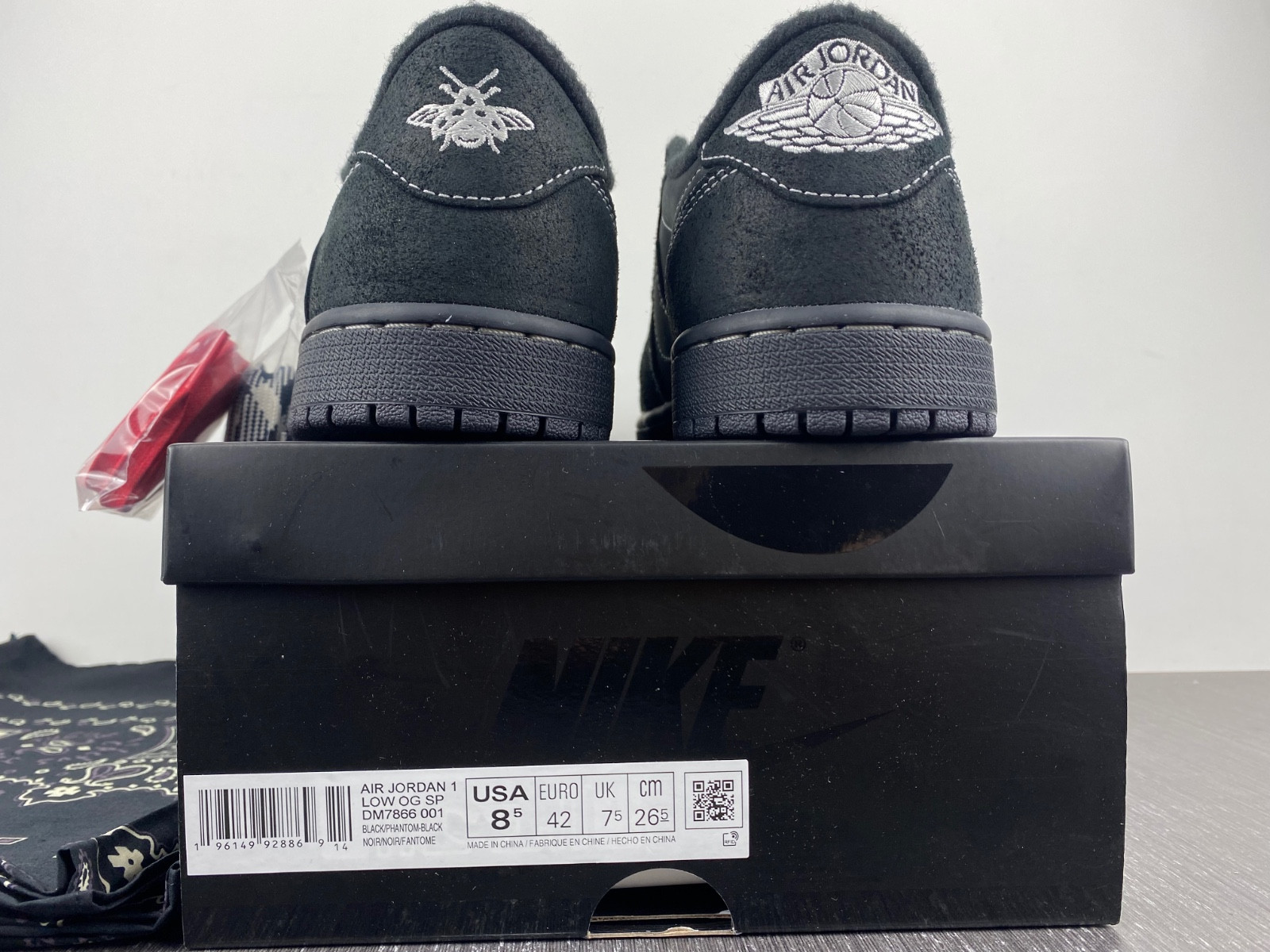 ravis scott x air jordan 1 low “black phanT0m” dm7866-001