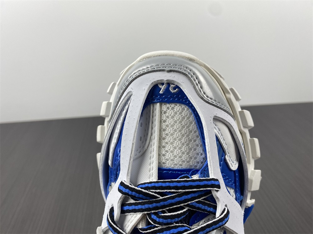 Ba*len*cia*ga trainers track 3.0