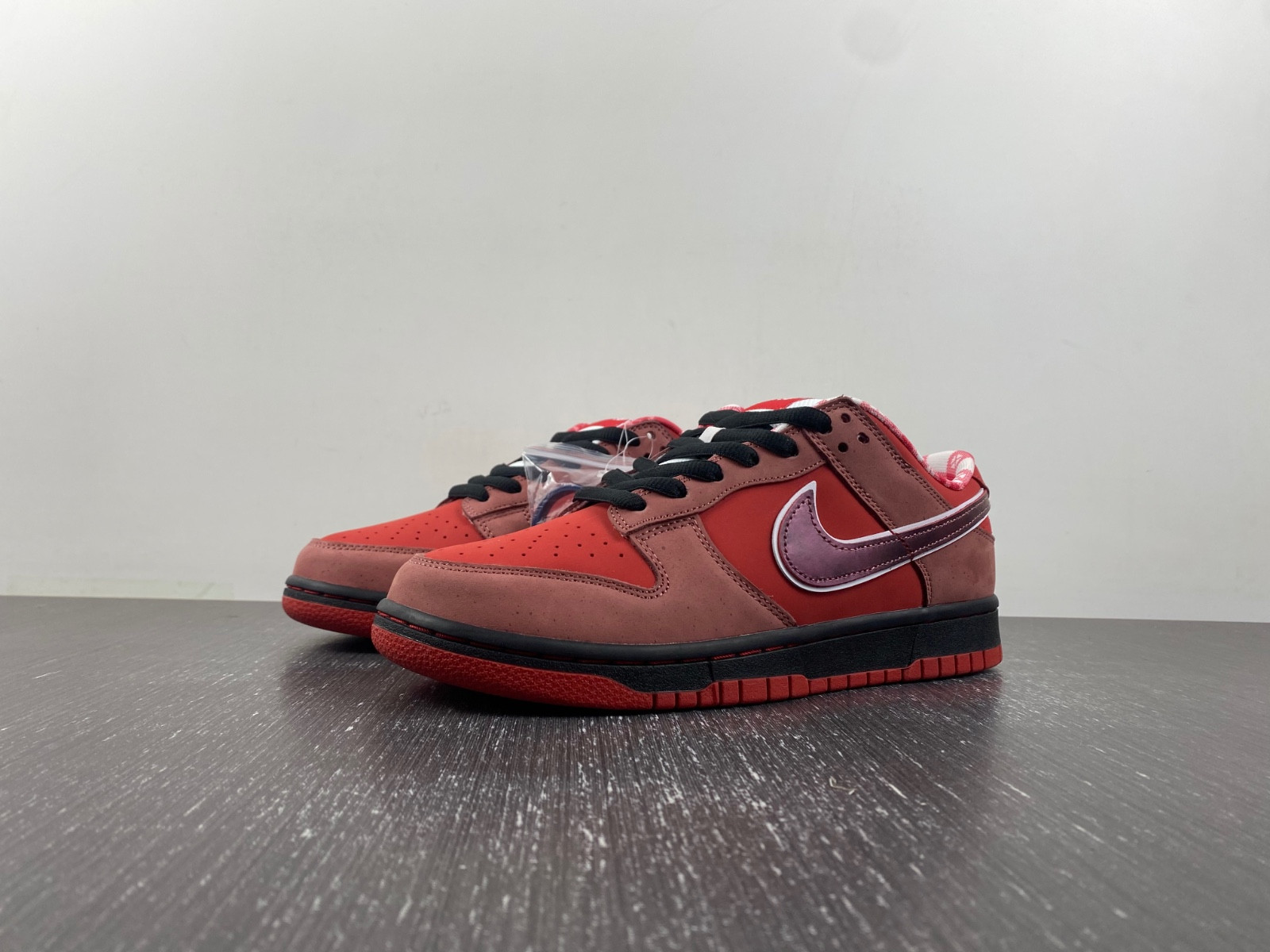 nike sb dunk low concepts red lobster 313170-661