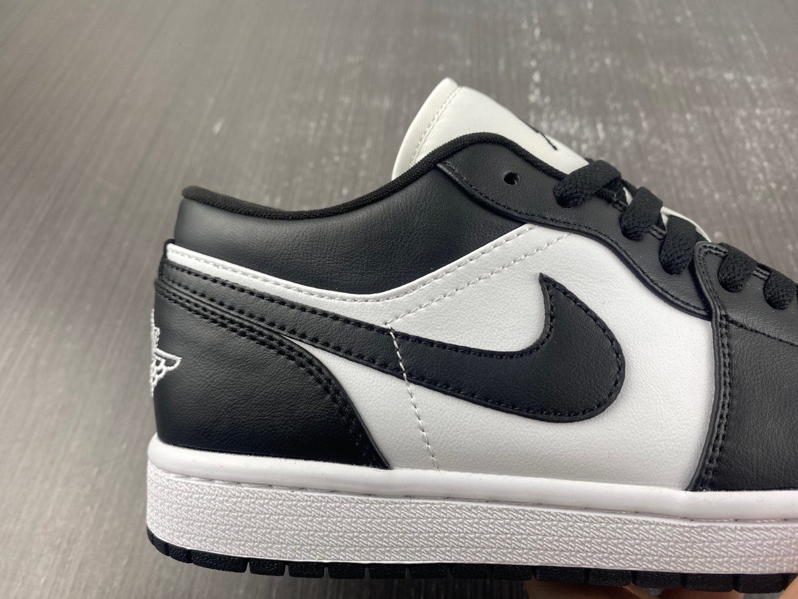air jordan 1 low black white dc0774-101