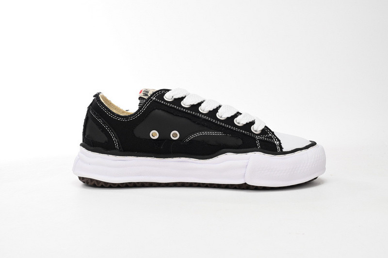 mmy sneaker 0035