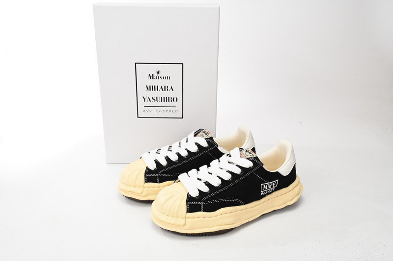 mmy sneaker 0037