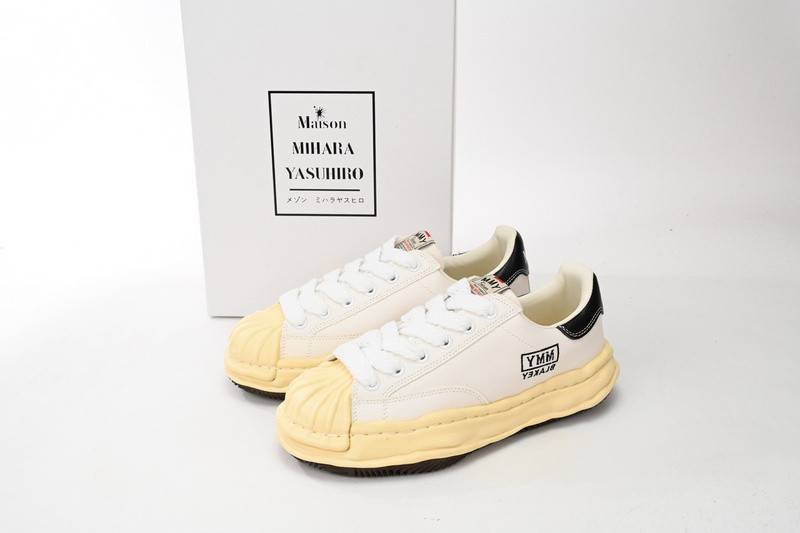 mmy sneaker 0038