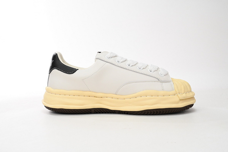 mmy sneaker 0039
