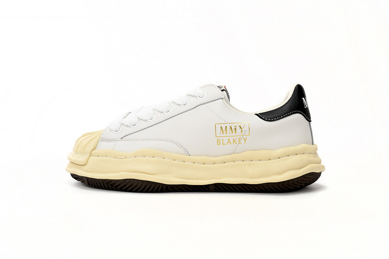 mmy sneaker 0039