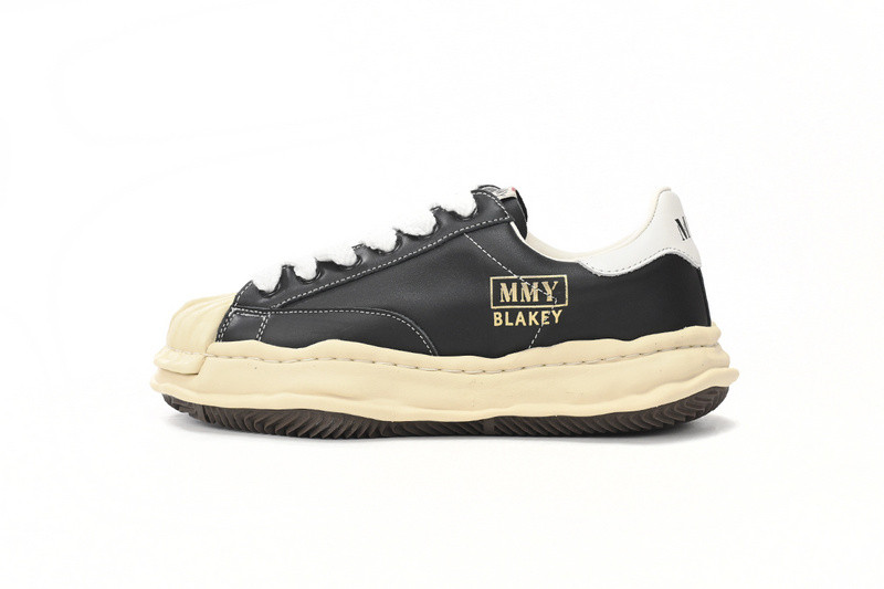 mmy sneaker 0040