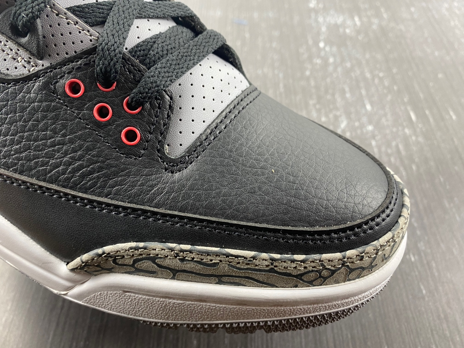 jordan 3 retro black cement (2018) 854262-001