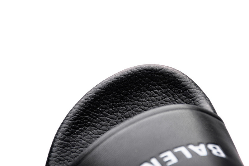 Ba*len*cia*ga slippers all black 506347- wal00 -9061
