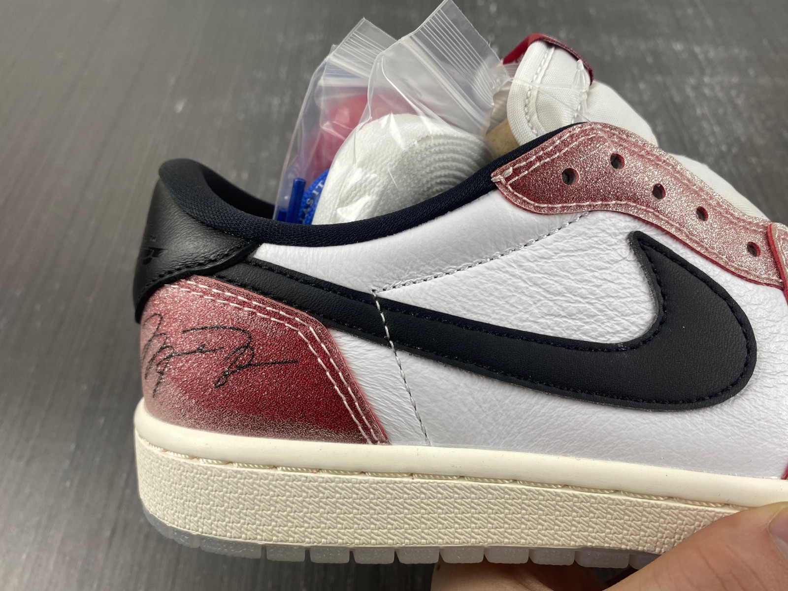air jordan 1 low og x trophy room 
