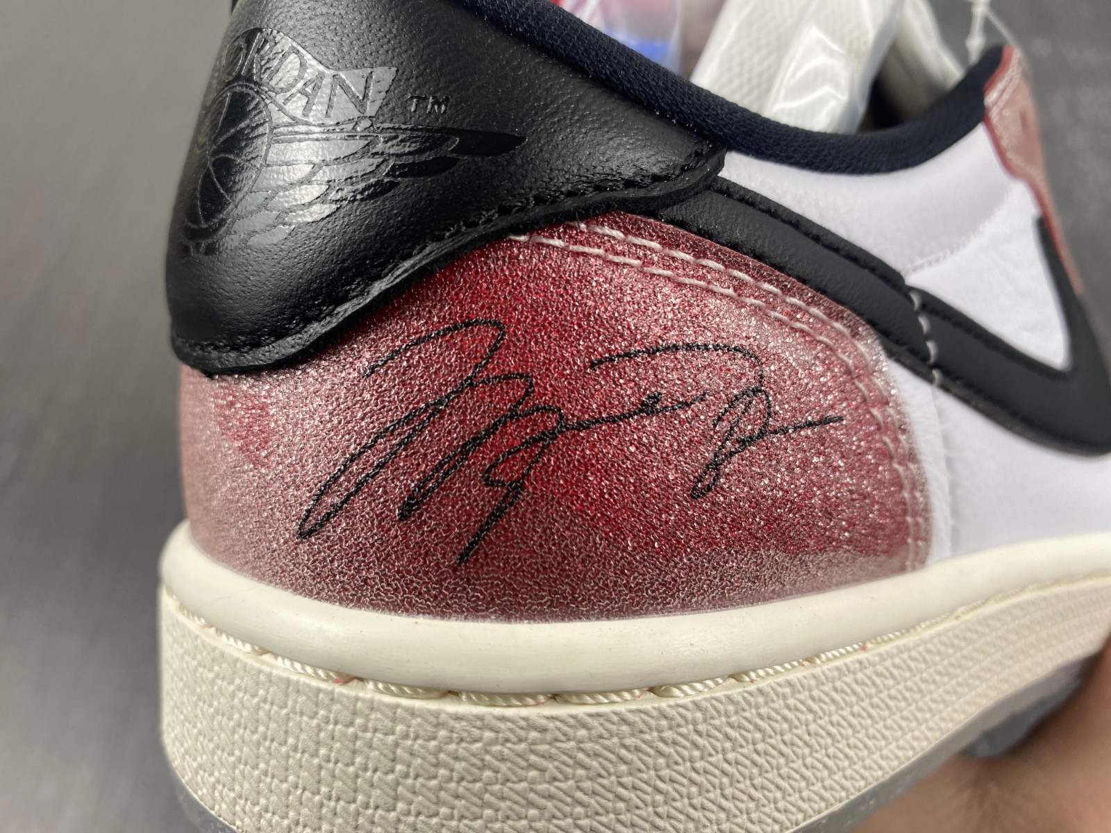 air jordan 1 low og x trophy room 