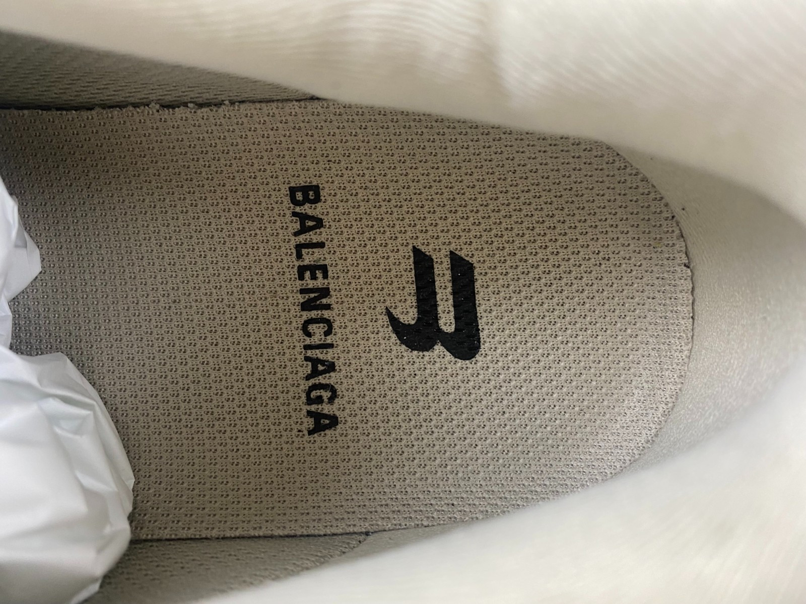 Ba*len*cia*ga defender sneaker