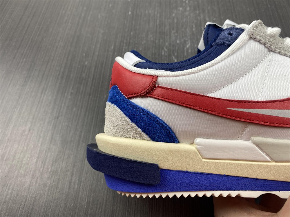 nike zoom cortez sp sacai white university red blue dq0581-100