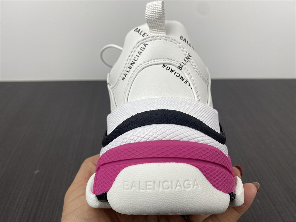 Ba*len*cia*ga sneaker triple.s allover 524039 w2fa4 9155