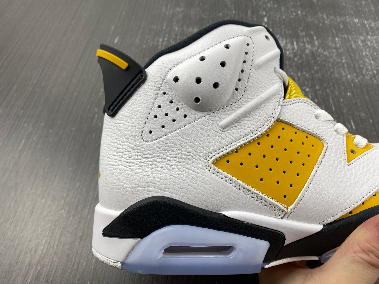 air jordan 6 yellow ochre ct8529-170