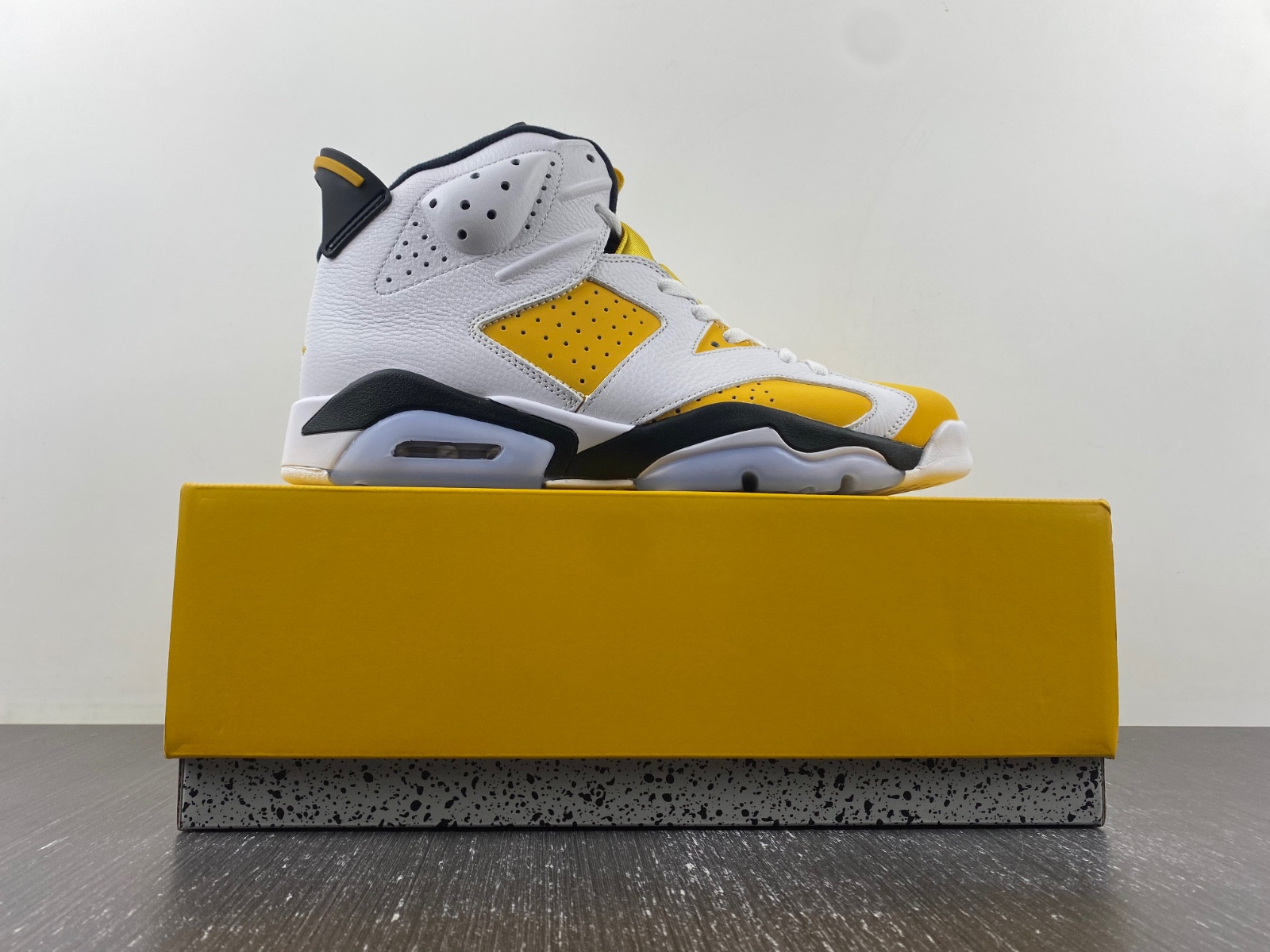 air jordan 6 yellow ochre ct8529-170