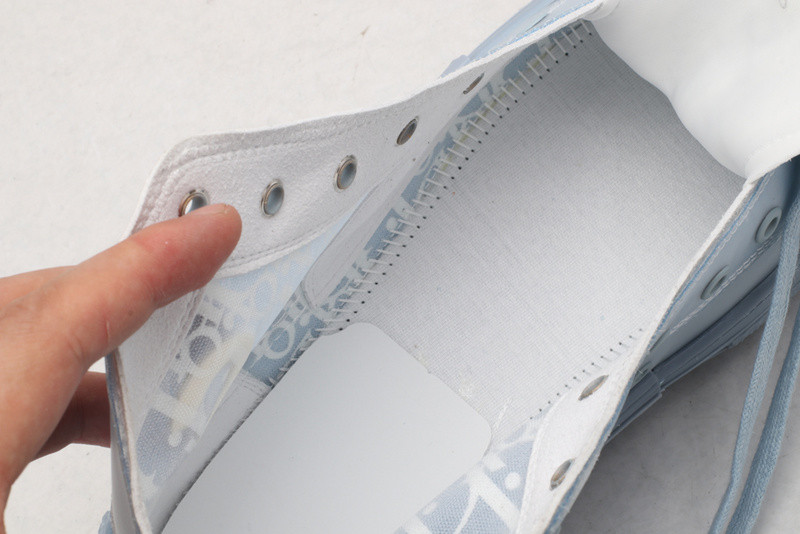 D*or b23 oblique high top sneaker t