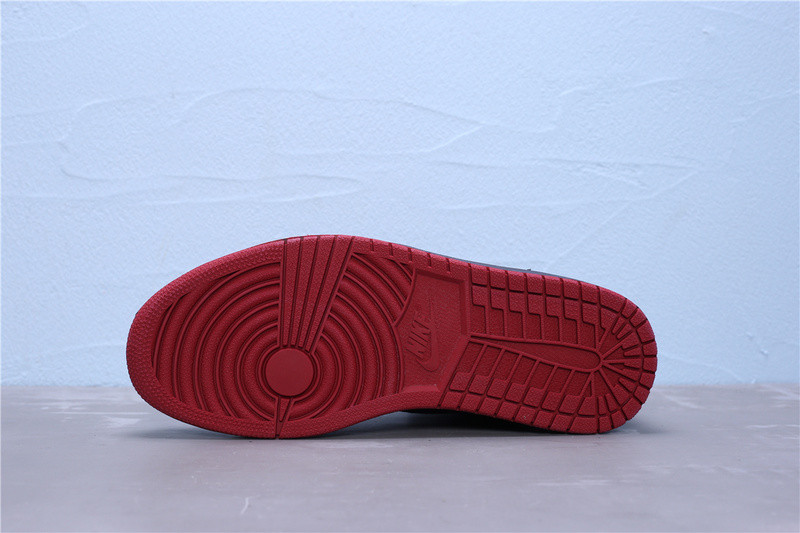 2019 air jordan 1 retro high og black/gym red dc7071-001