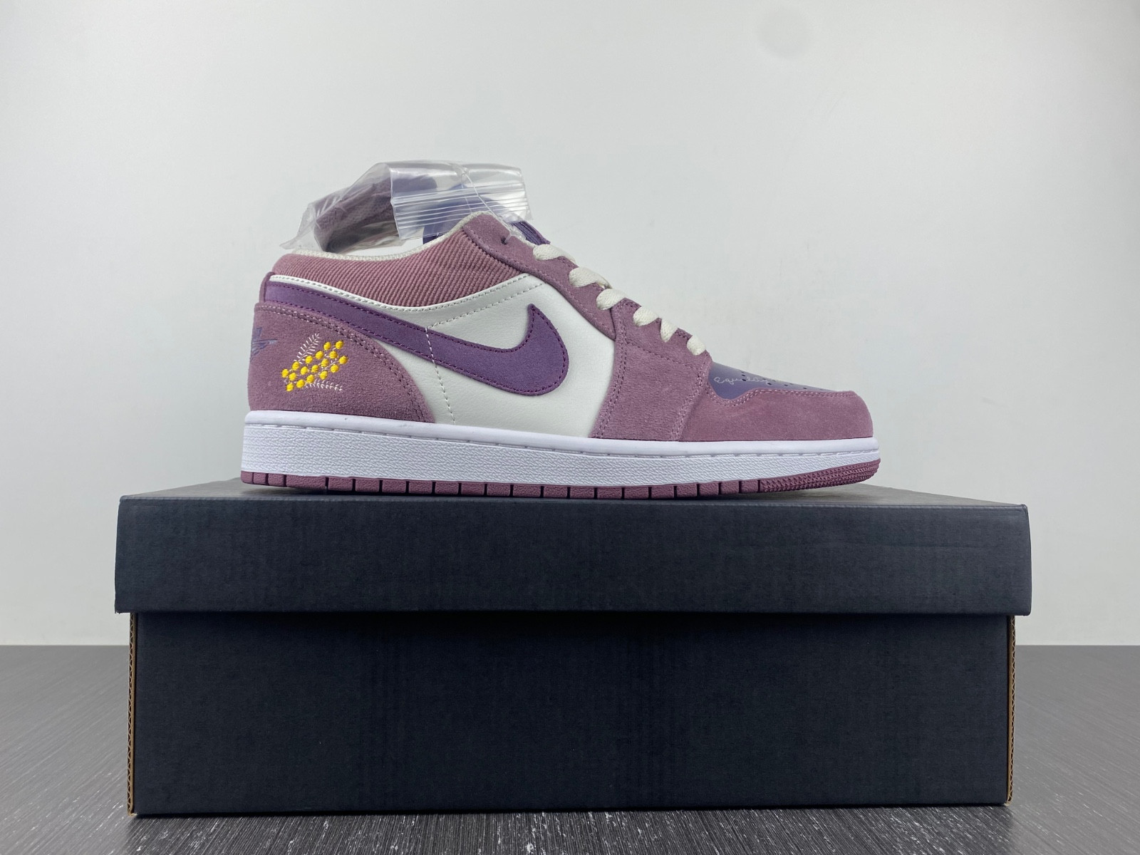 jordan 1 low unity (w) - dr8057-500