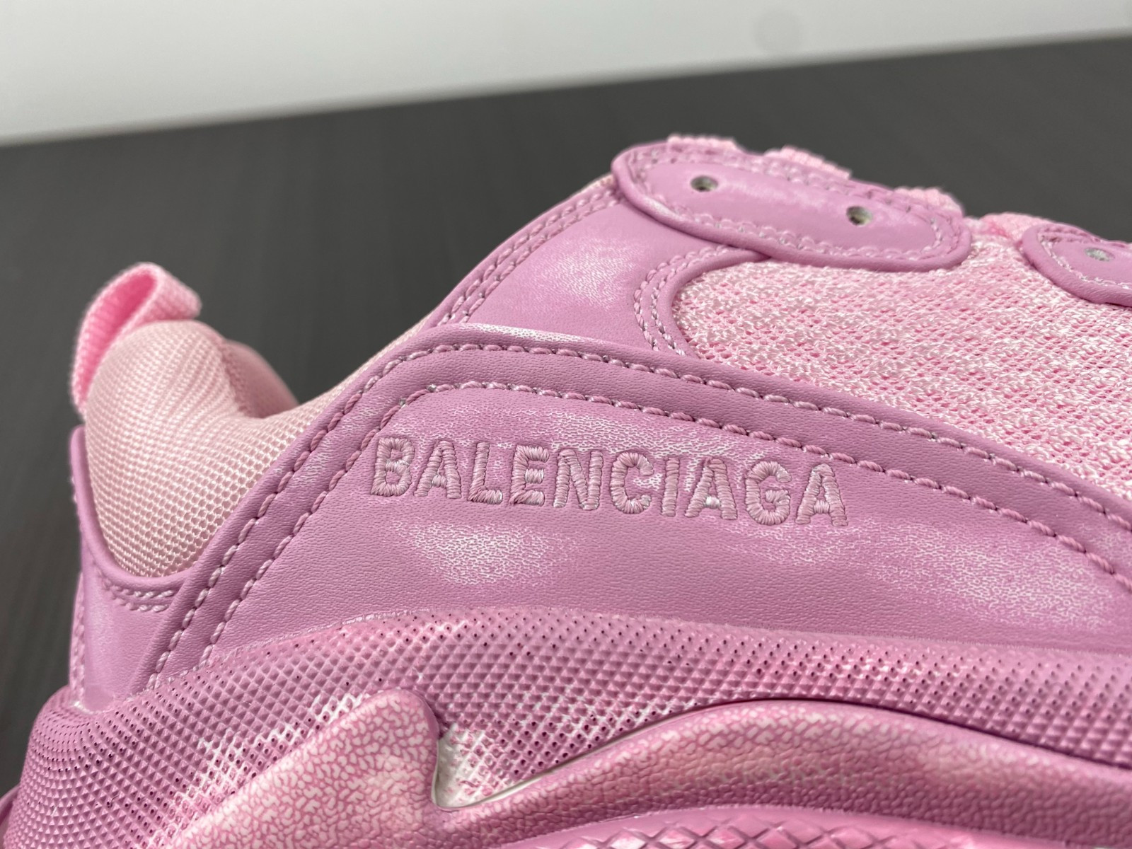 Ba*len*cia*ga triple s pink sneaker