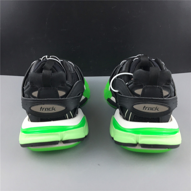 Ba*len*cia*ga sneaker tess.s black with green sole