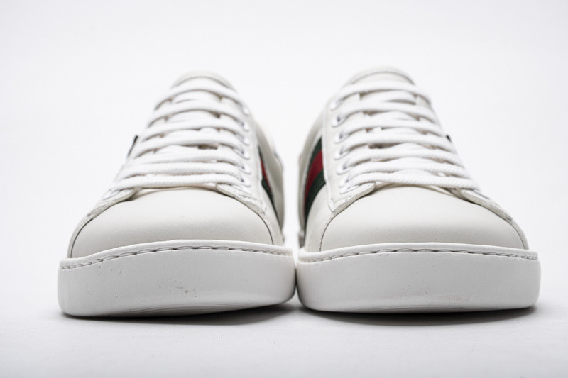 G*u*i low-top sneaker white with apple