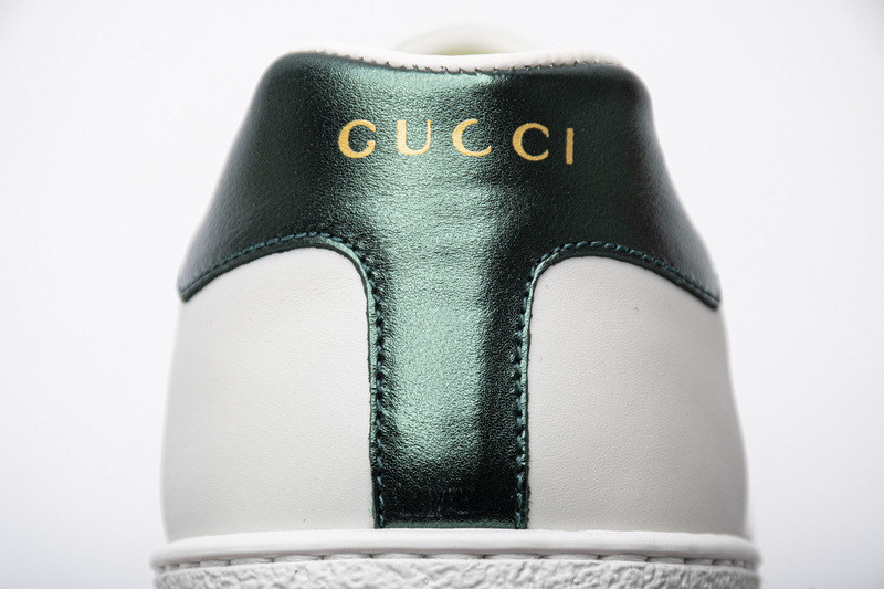 G*u*i low-top sneaker white with apple