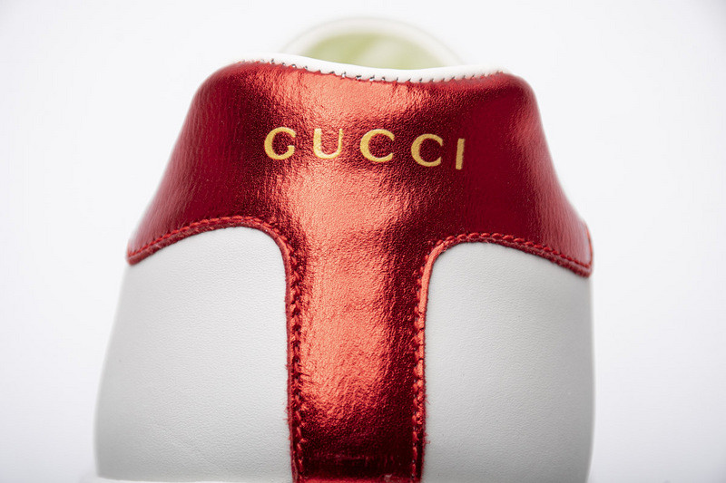 G*u*i low-top sneaker white with apple