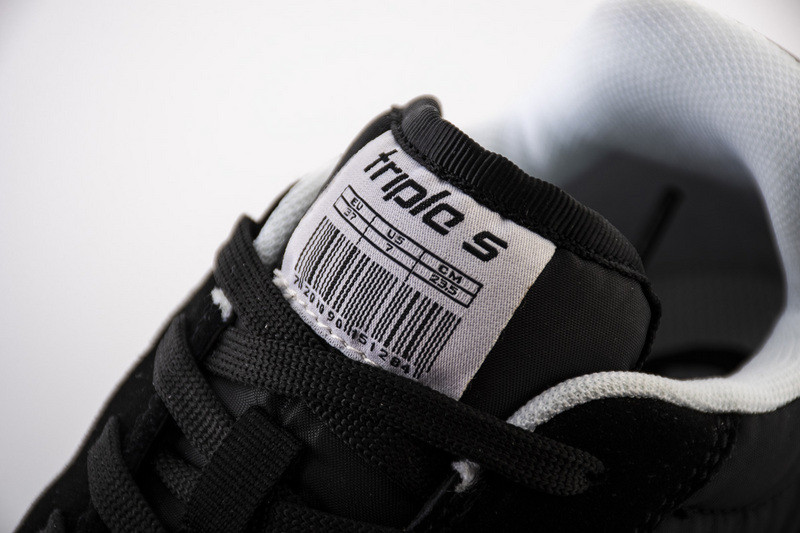 Ba*len*cia*ga triple s 2.0 506346w09s24602