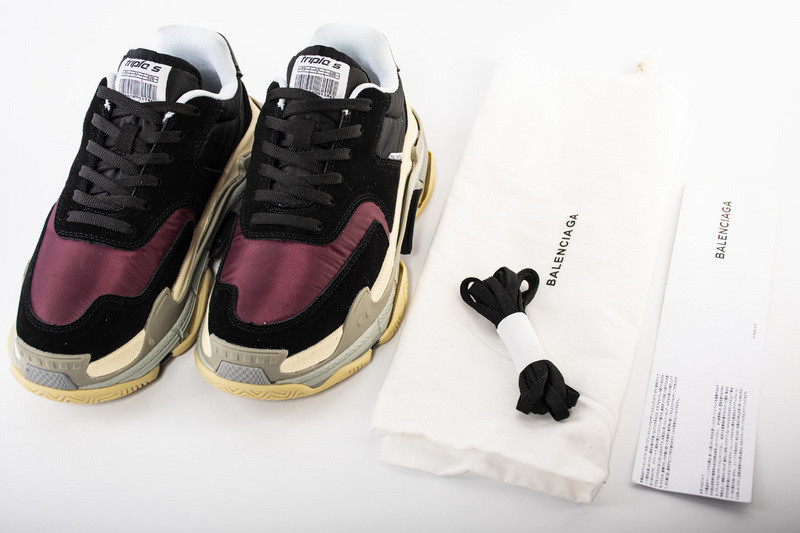 Ba*len*cia*ga triple s 2.0 506346w09s24602