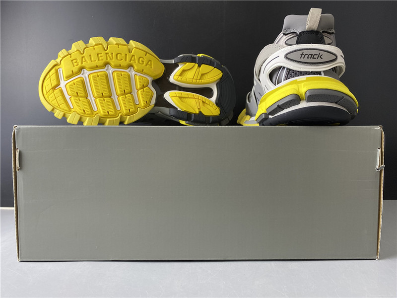 Ba*len*cia*ga track sneaker