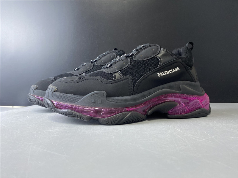 Ba*len*cia*ga triple s black sneaker