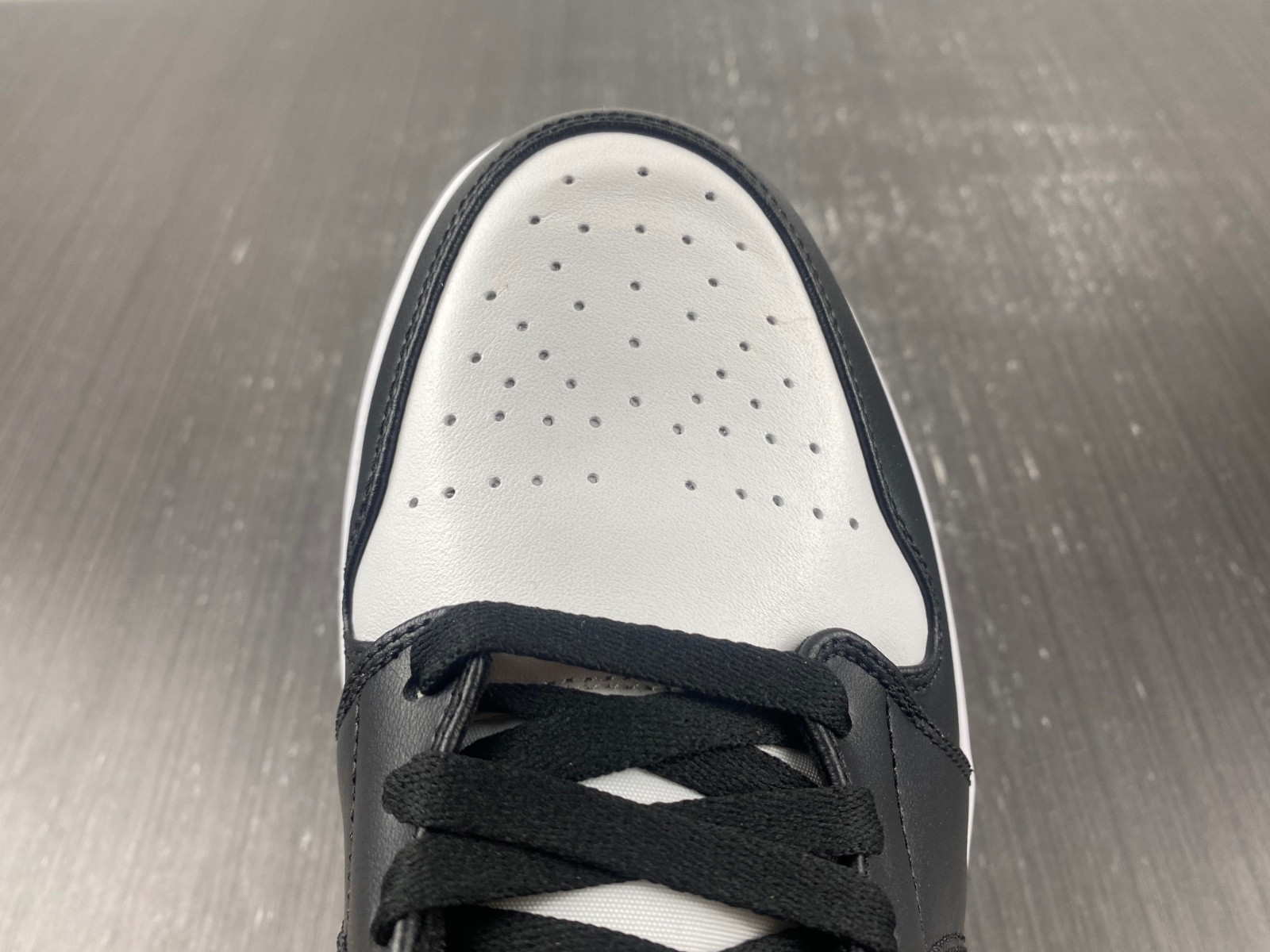 air jordan 1 mid "black/white" dv0991-101