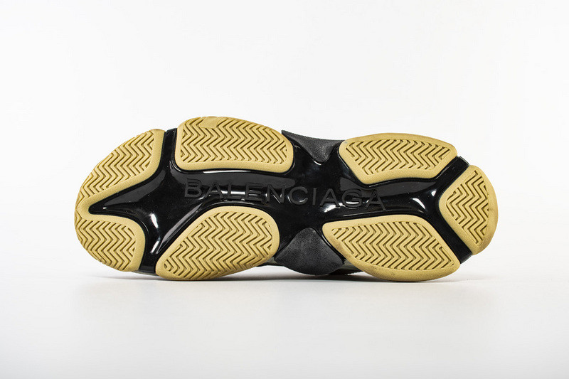 Ba*len*cia*ga triple s trainers gray